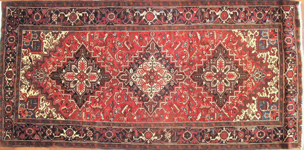 05527 Heriz Persian Red Blue White 5-6×11-5 | Manoukian Rugs™ ws